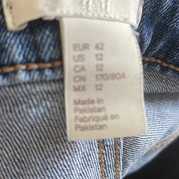 Short - Picture 3 of 3